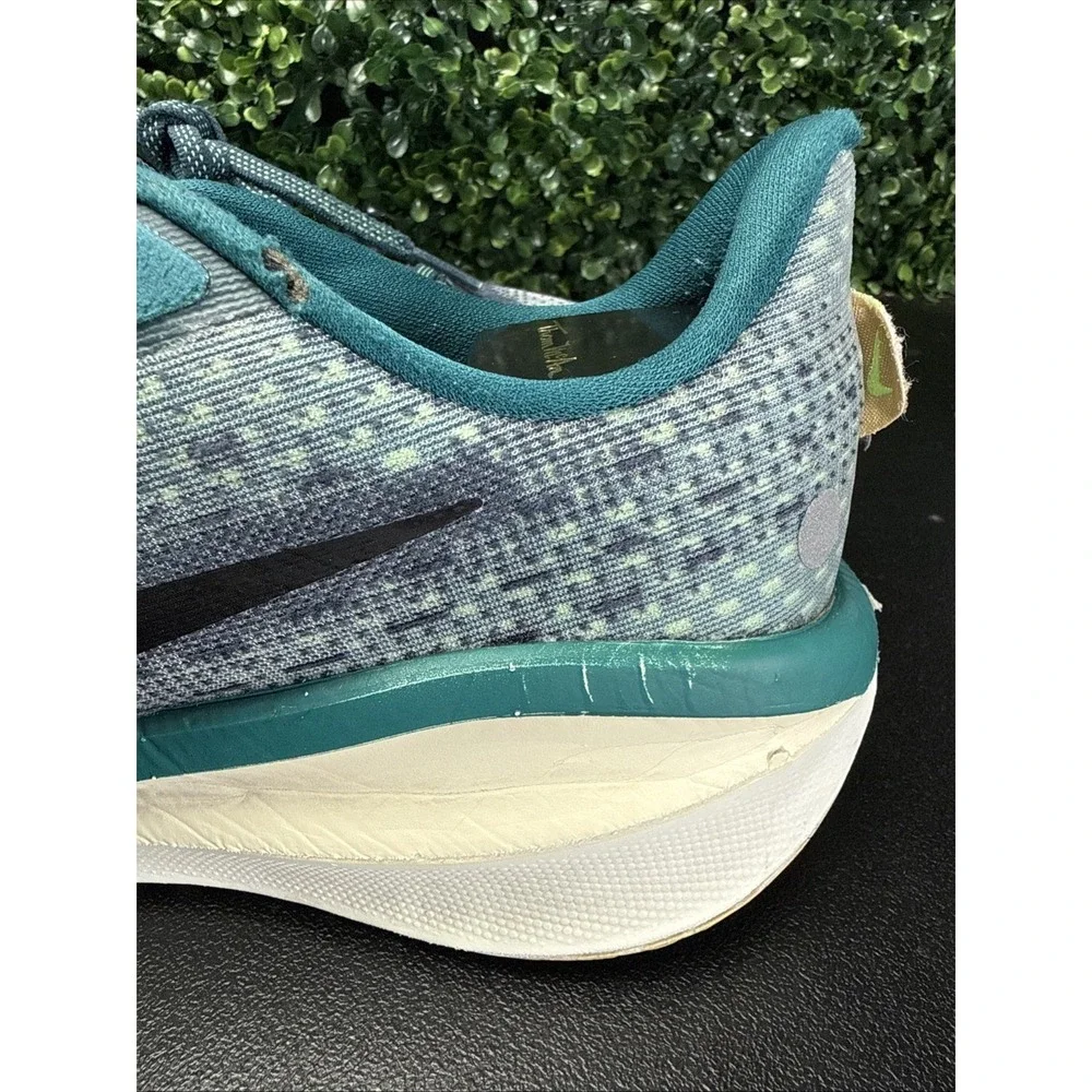 Nike Vomero 17 sneakers Men's Size 10.5 Shoes